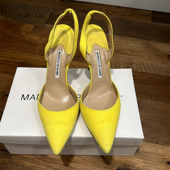 Manila Blahnik pumps yellow size 39